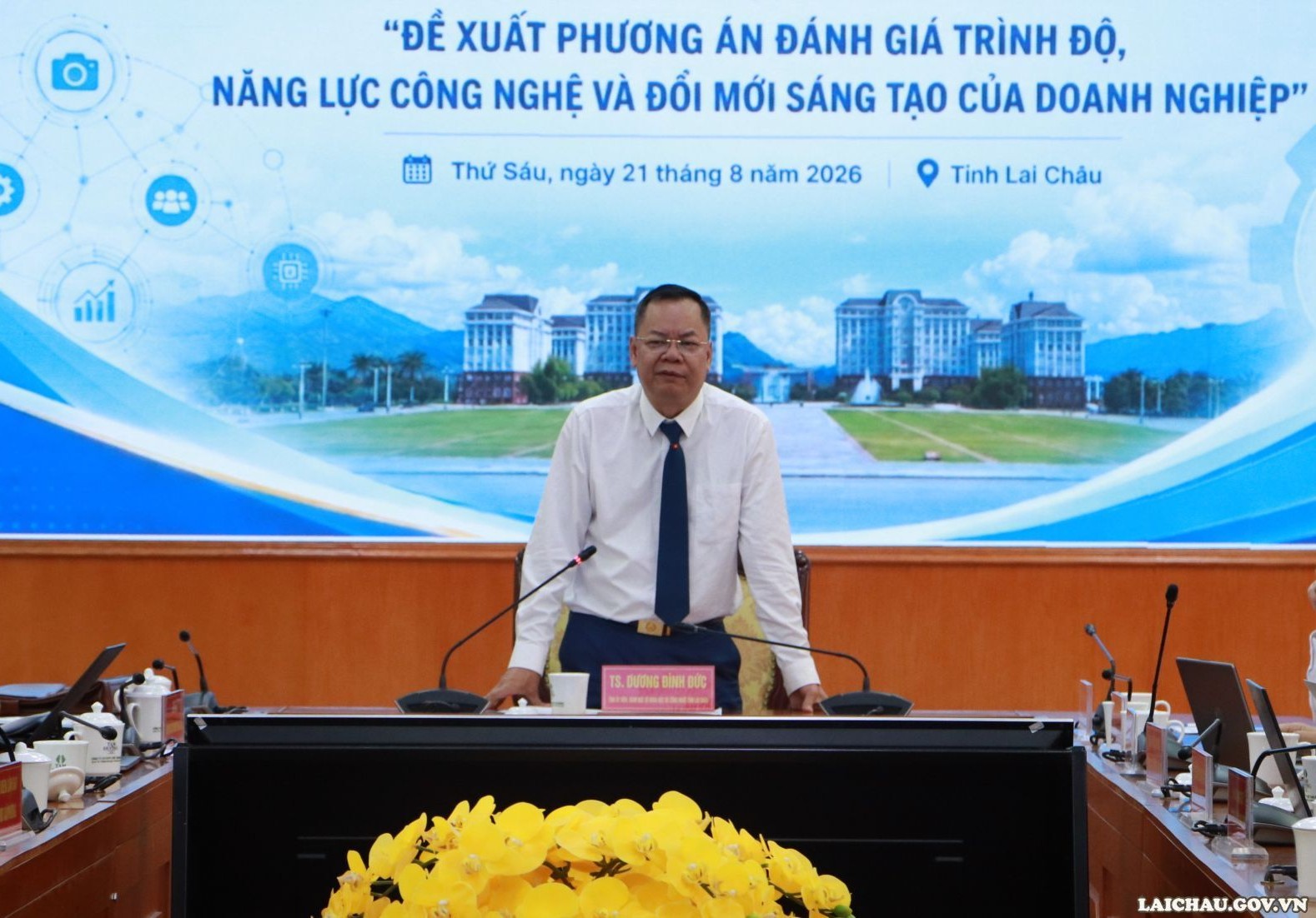 Đồng chí Dương Đình Đức - Giám đốc Sở Khoa học và Công nghệ tỉnh Lai Châu phát biểu kết luận Hội thảo.